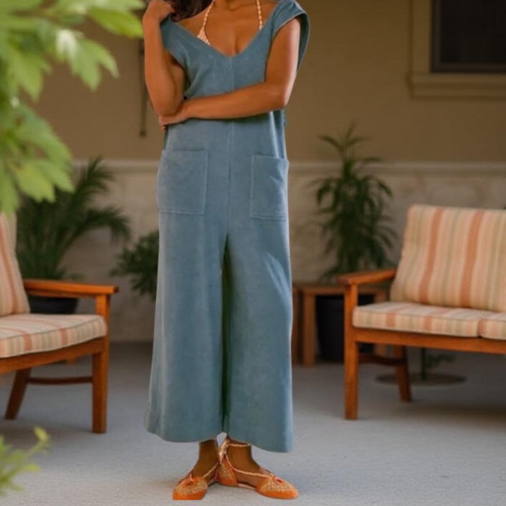 Free People NWOT / Martha Terry One
Piece Jumpsuit / Boho Summer Coverup M NWOT